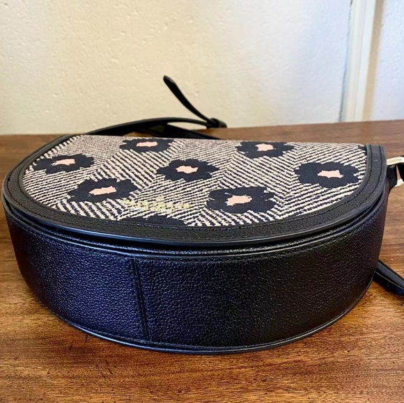 NWT Kate Spade New York Floral Crescent Crossbody Bag - Picture 6 of 8